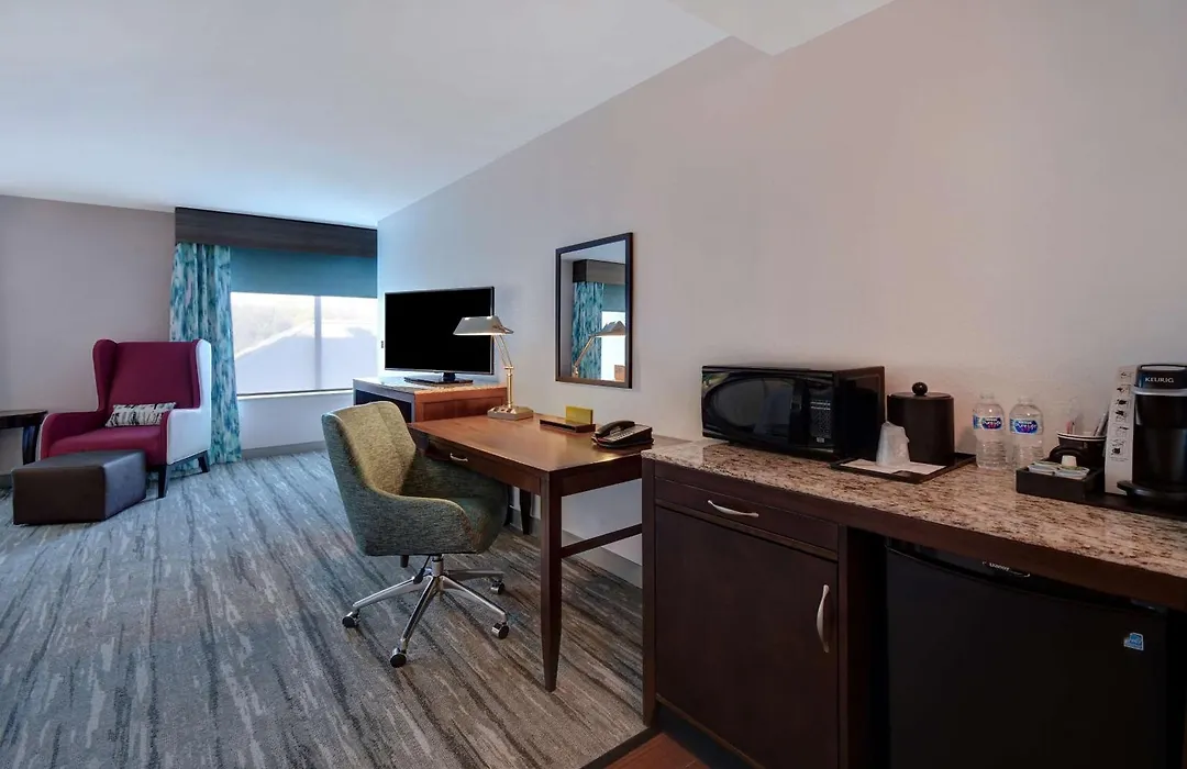 Hilton Garden Inn Fort Myers-1